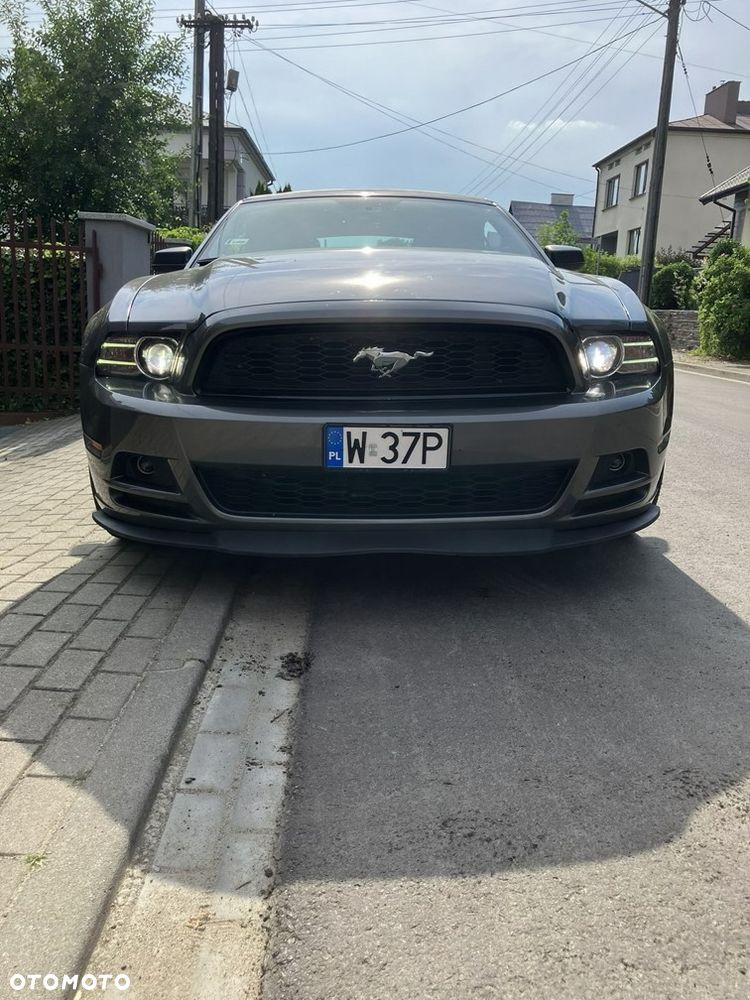 Ford Mustang 3.7 V6 - 1