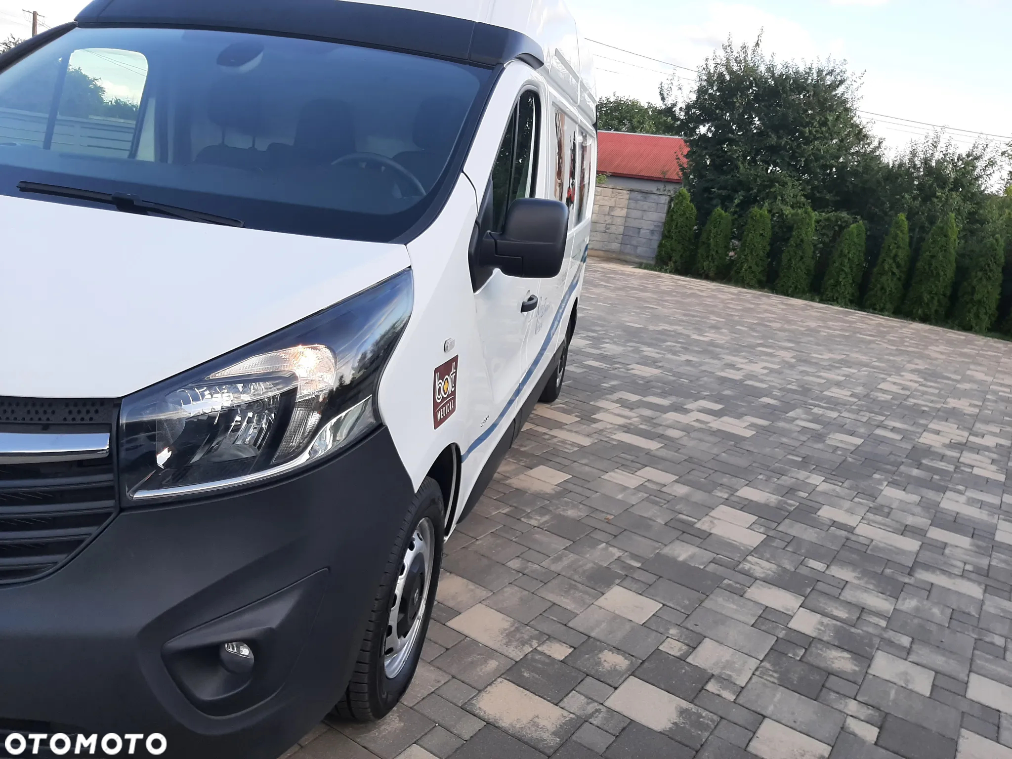 Opel Vivaro - 16
