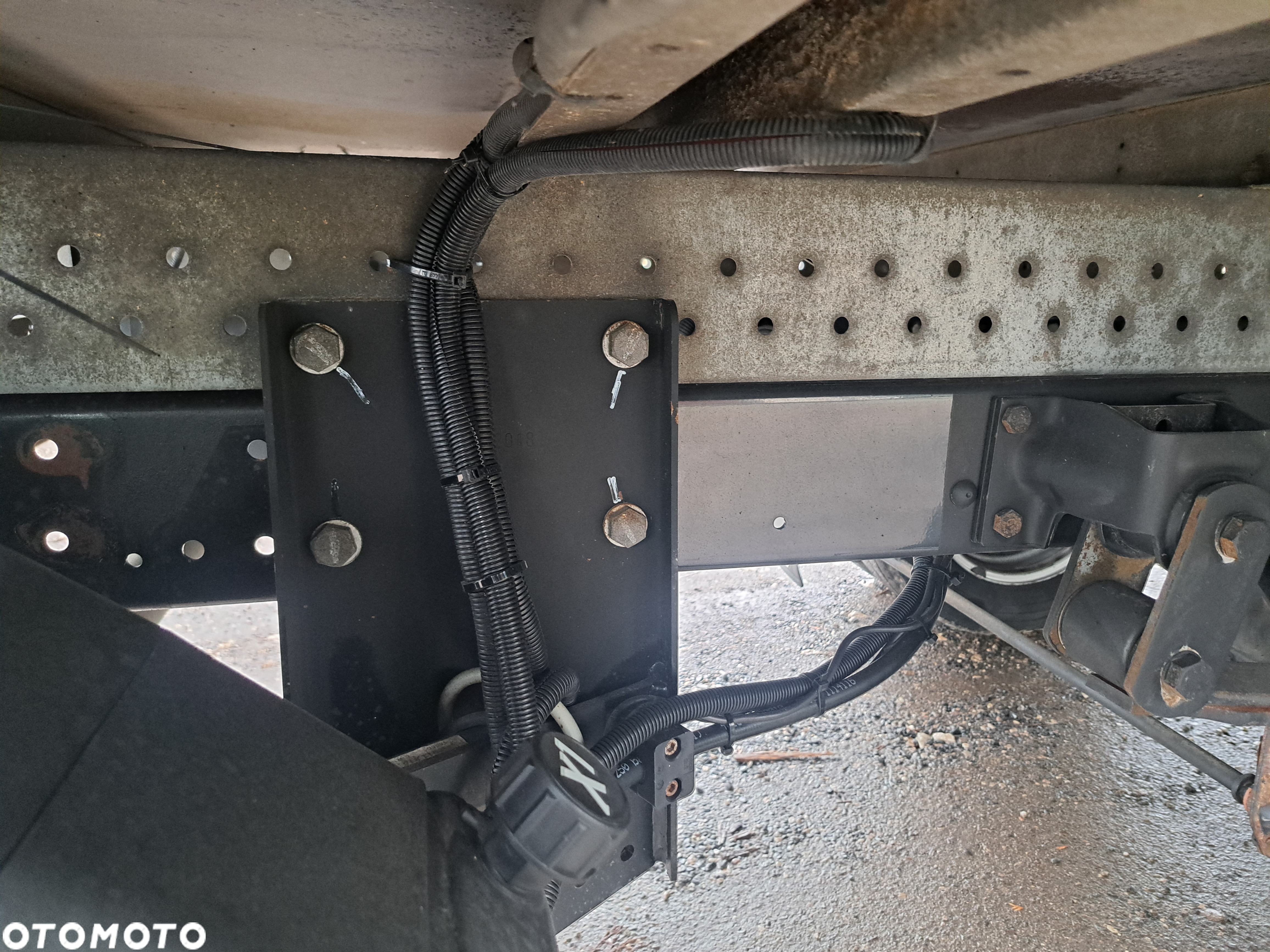 Iveco Daily 35C15 kontener winda klima - 12