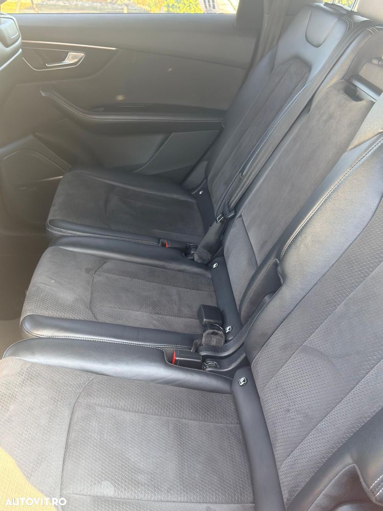 Audi Q7 3.0 50 TDI quattro Tiptronic MHEV S Line - 25