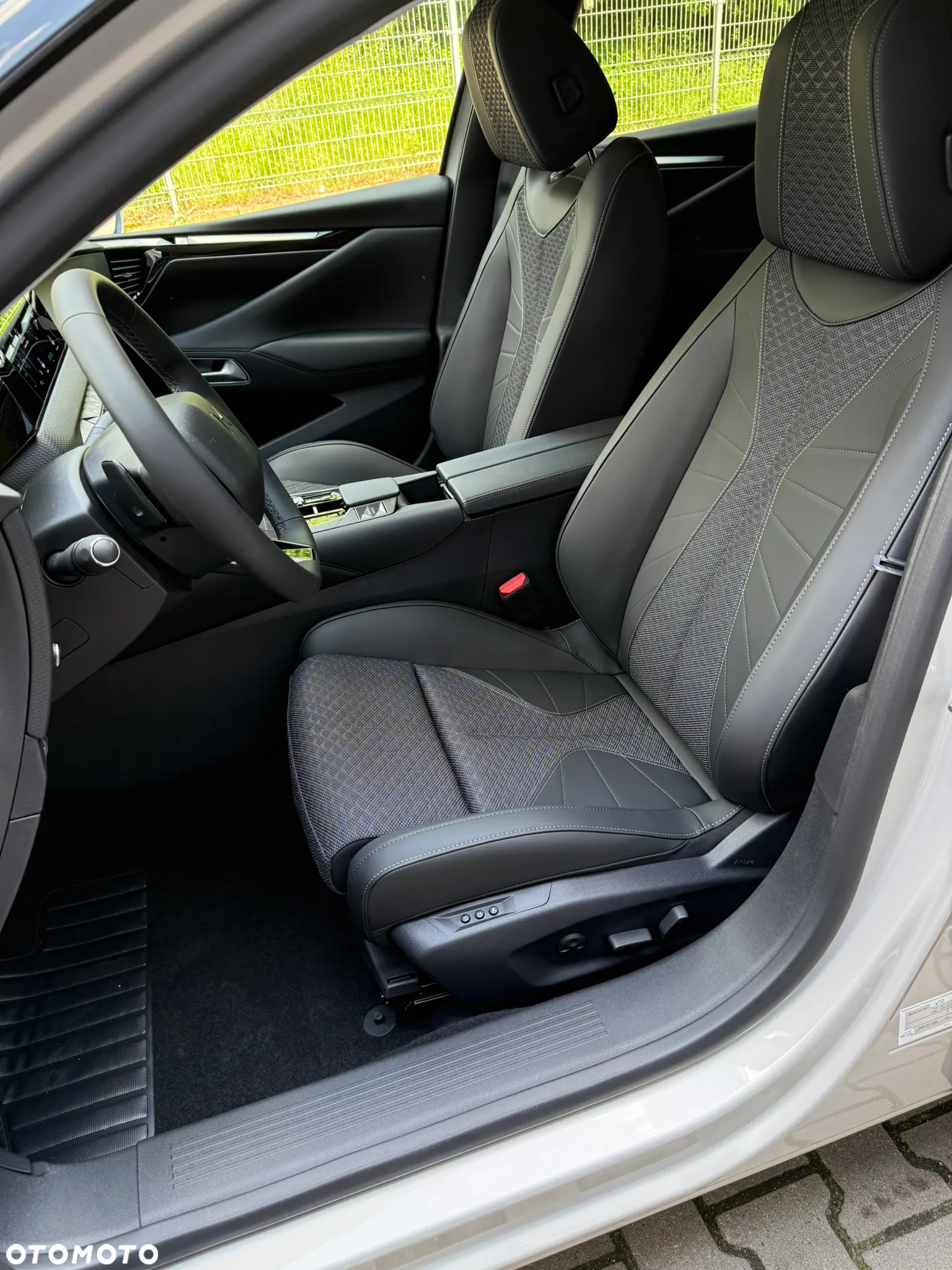 DS Automobiles DS 4 1.5 BlueHDi Pallas - 11