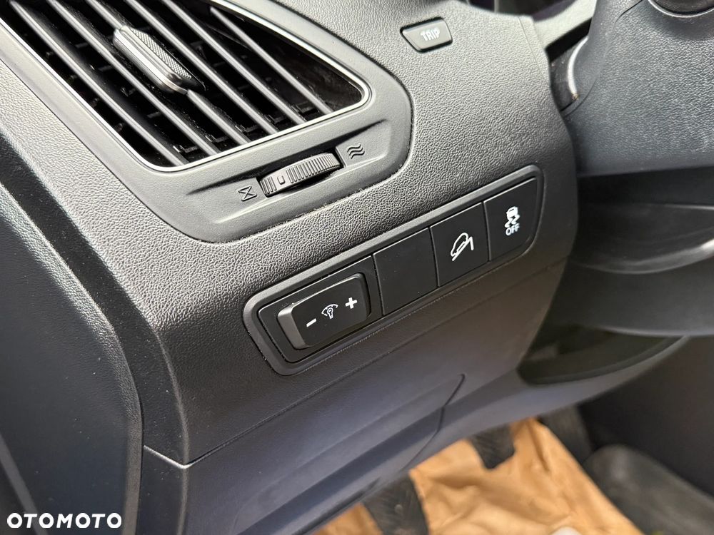 Hyundai ix35 1.7 CRDi 2WD blue Comfort - 30