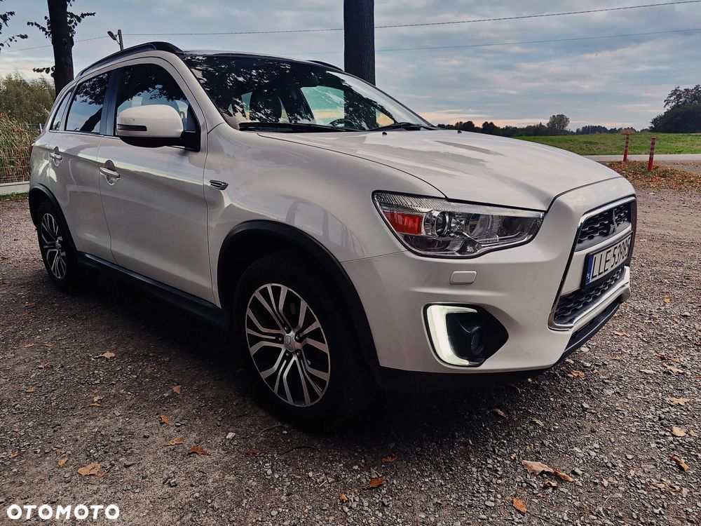 Mitsubishi ASX 1.6 Invite Navi - 2