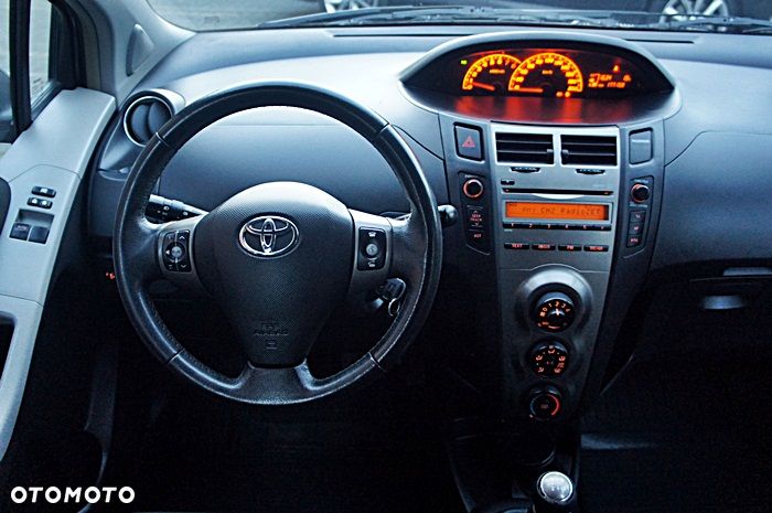 Toyota Yaris 1.0 VVT-i Edition - 19