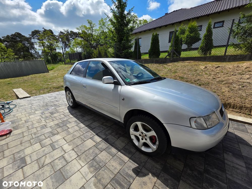 Audi A3 Sportback 1.8T Ambition - 1