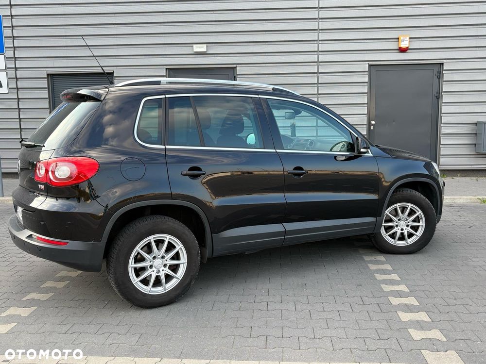Volkswagen Tiguan - 26
