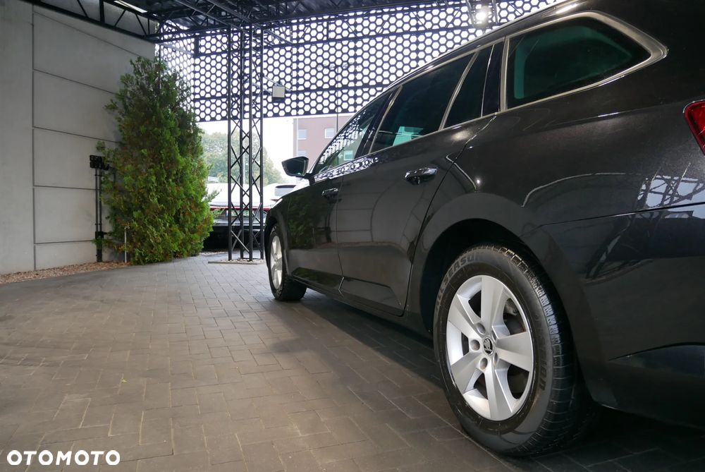 Skoda Superb - 34