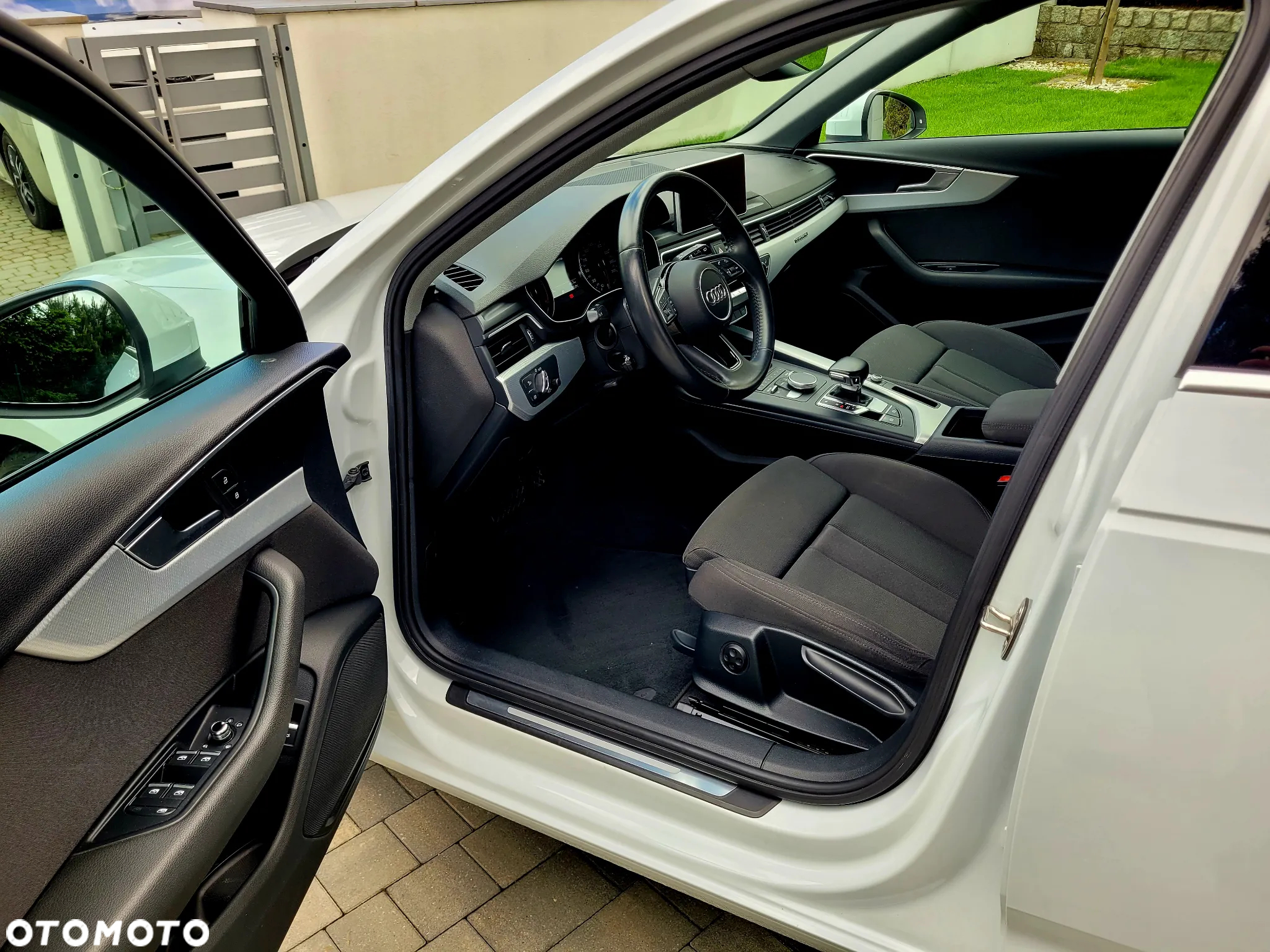 Audi A4 Avant 45 TFSI quattro S tronic - 18