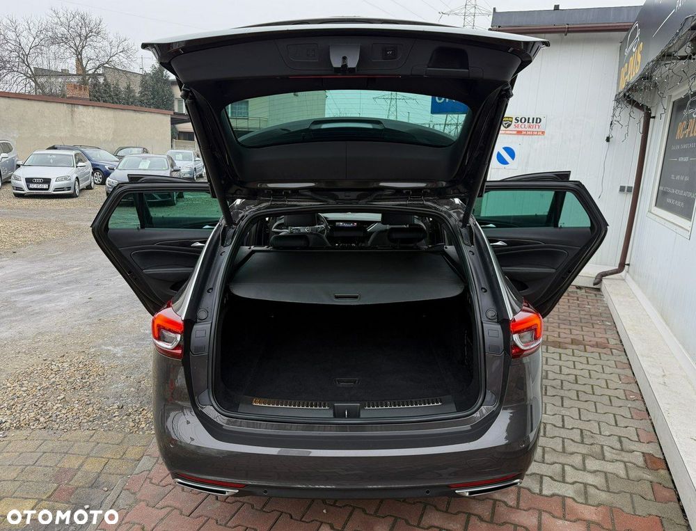 Opel Insignia 2.0 CDTI Business Elegance S&S - 11