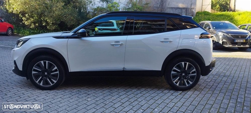 Peugeot e-2008 50 kWh GT - 8