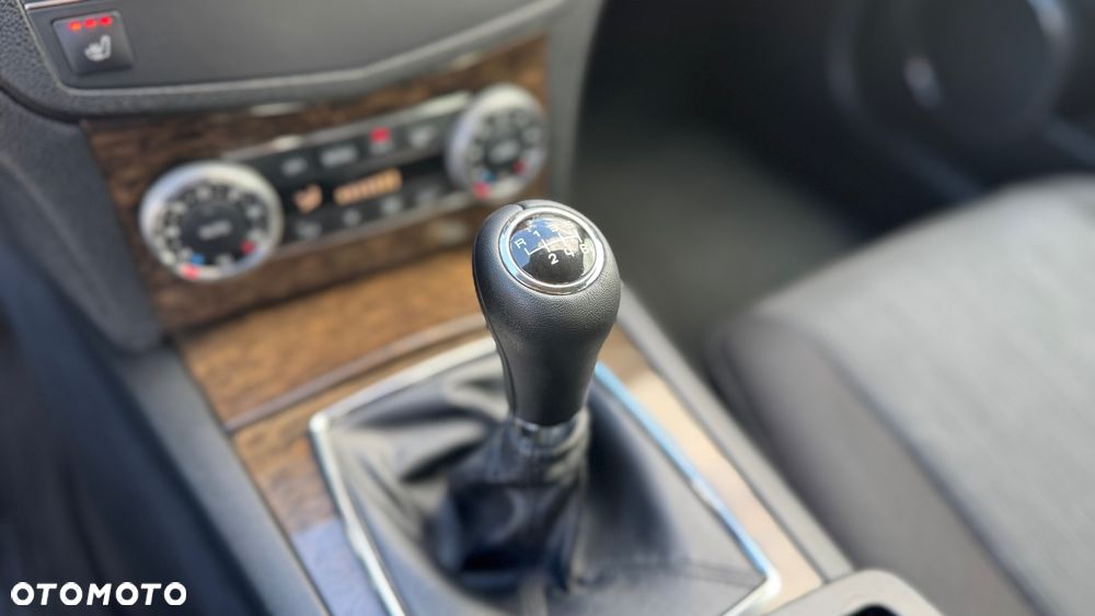 Mercedes-Benz Klasa C 200 Kompressor Elegance - 26