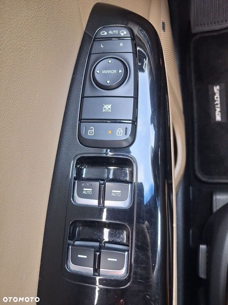 Kia Sportage 1.6 T-GDI L 2WD - 17