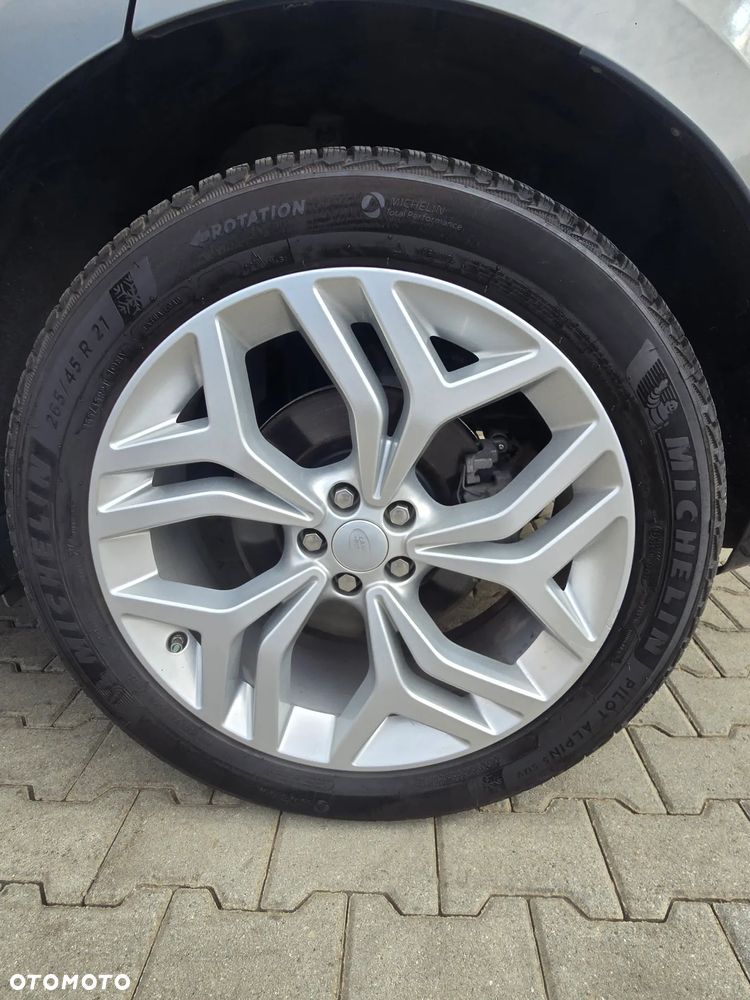 Land Rover Range Rover Velar 2.0d R-Dynamic S - 20