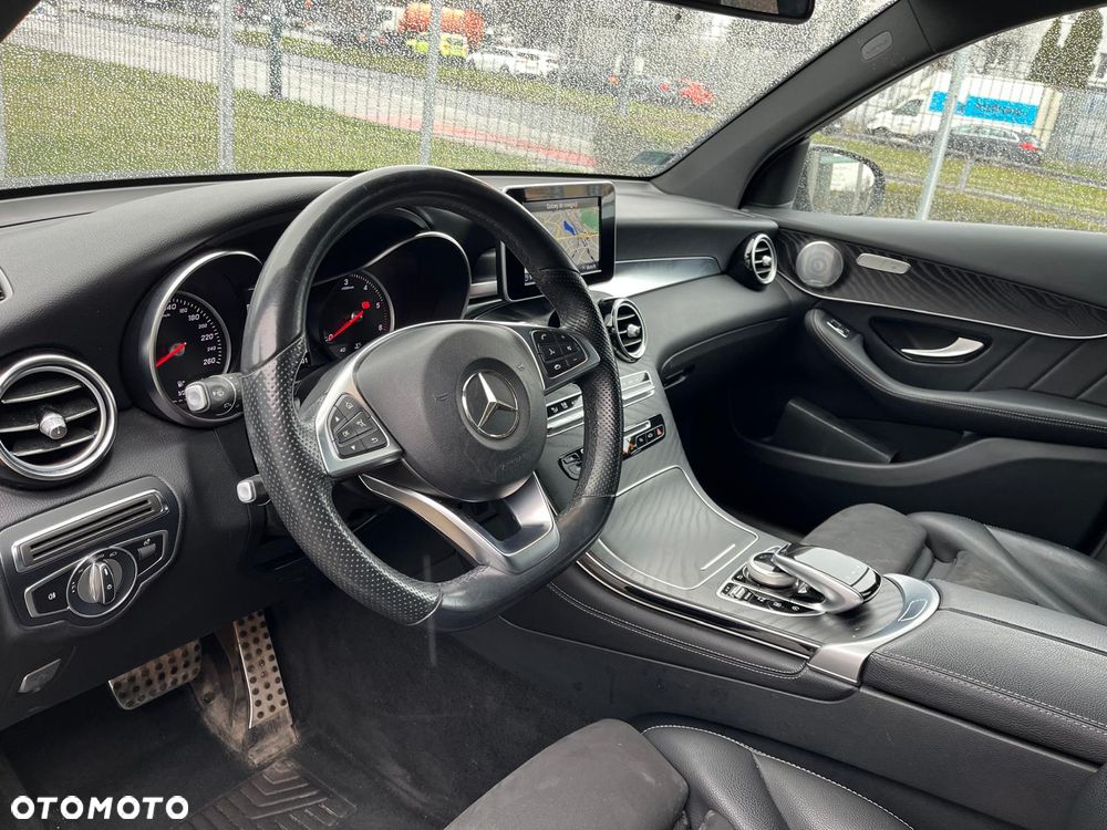 Mercedes-Benz GLC - 13