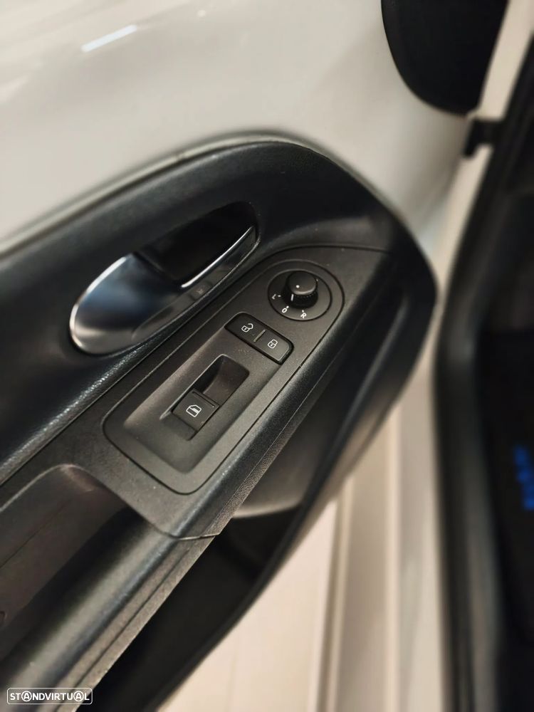 VW Up! 1.0 Move Auto - 6