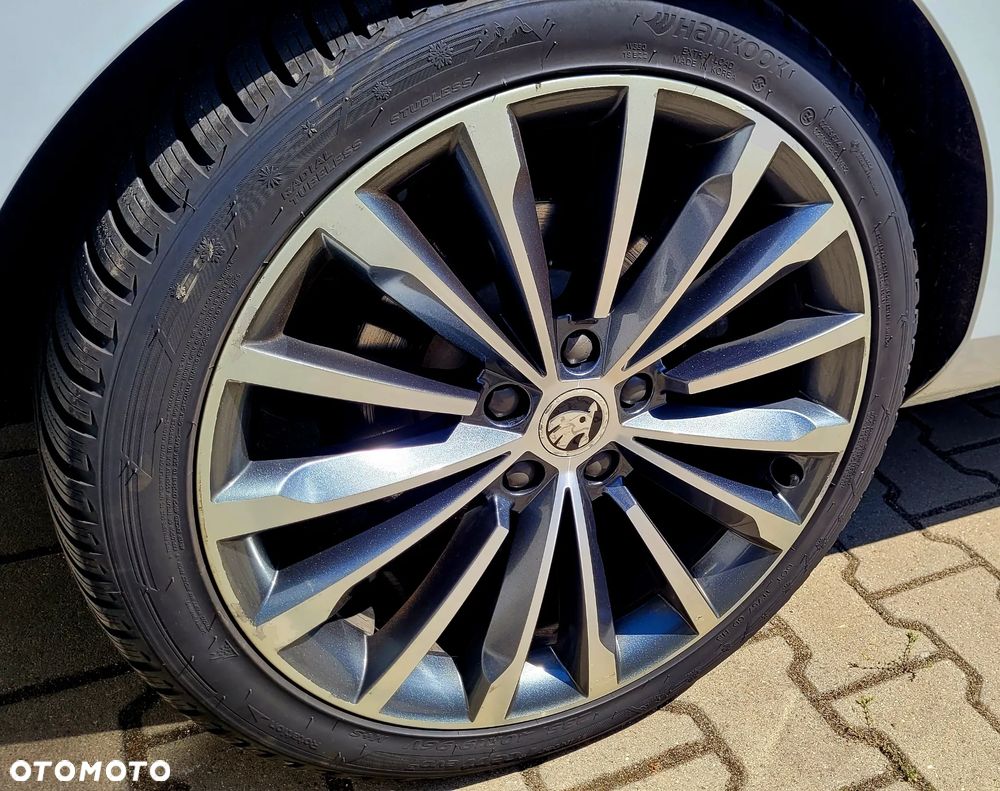 Skoda Superb 2.0 TDI 4x4 DSG L&K - 28