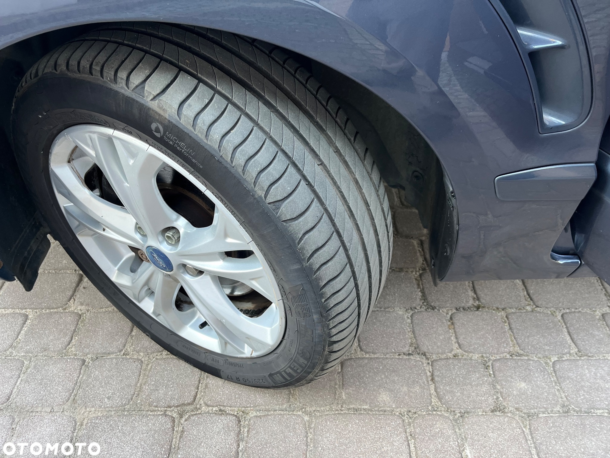Ford S-Max 2.0 TDCi DPF Ambiente - 32