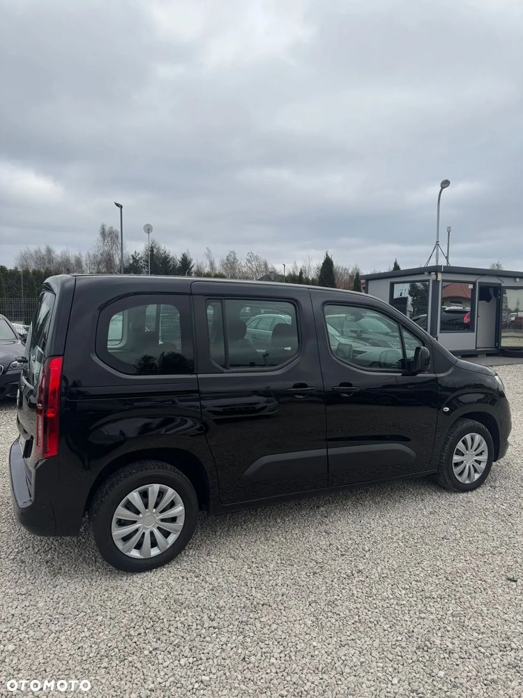 Opel Combo 1.5 D Start/Stop Elegance - 11
