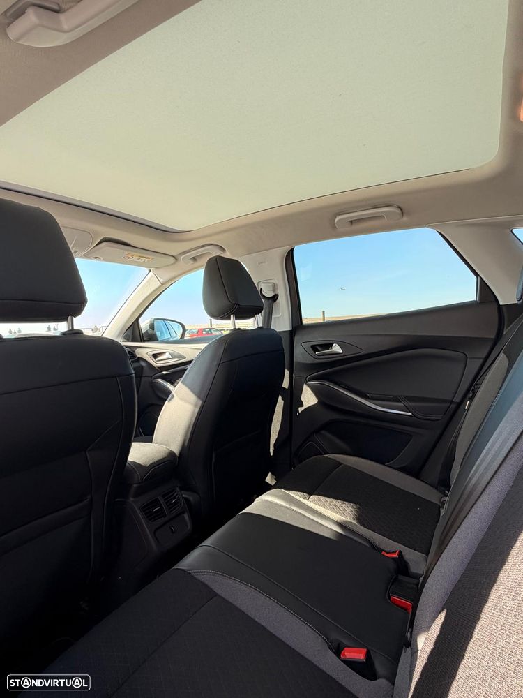 Opel Grandland X 1.5 CDTI Business Edition - 24