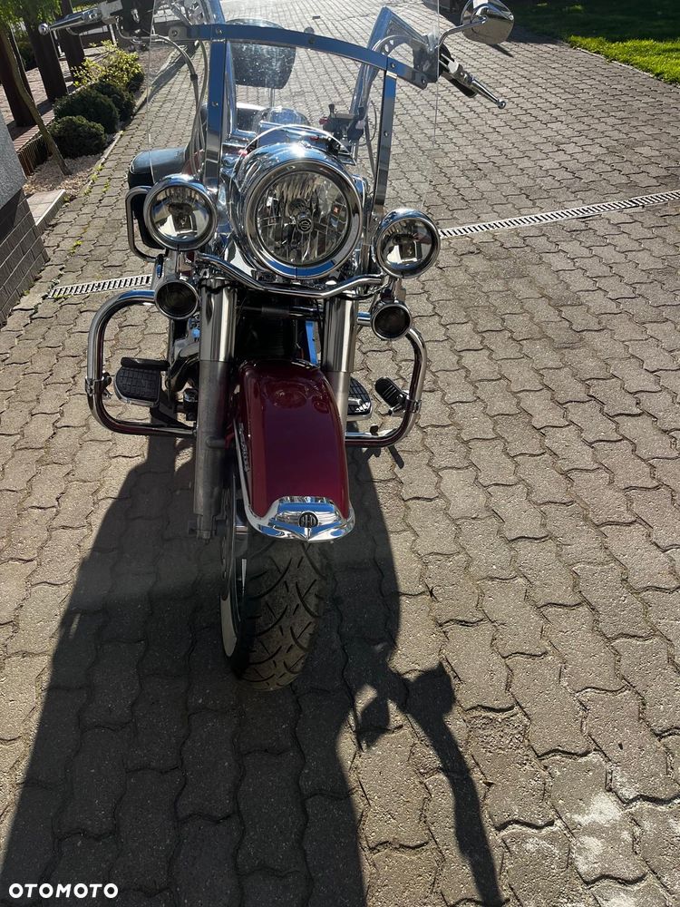 Harley-Davidson Touring Road King - 2