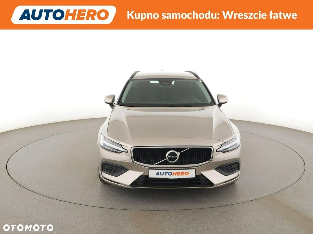 Volvo V60 B4 D Core - 12