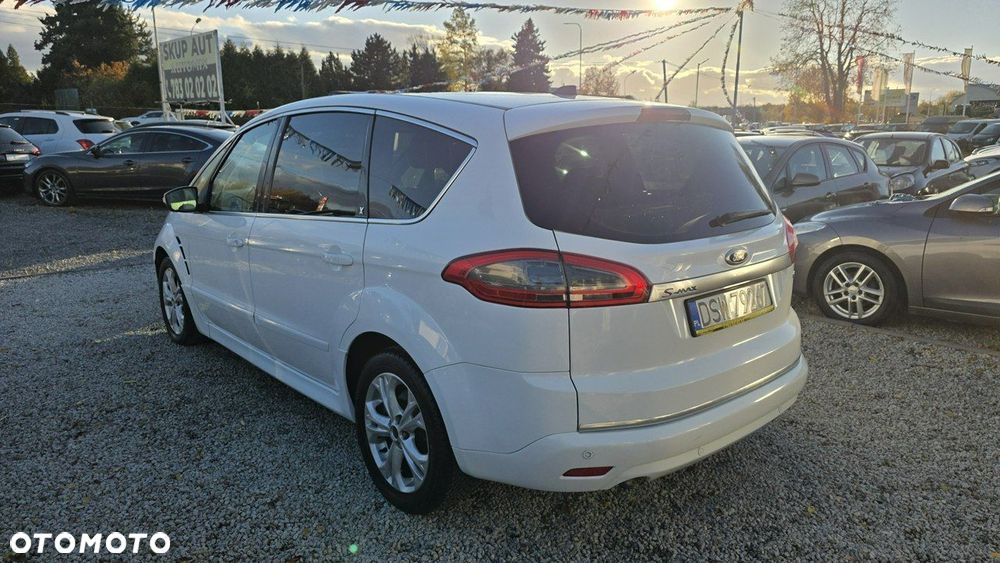 Ford S-Max - 15