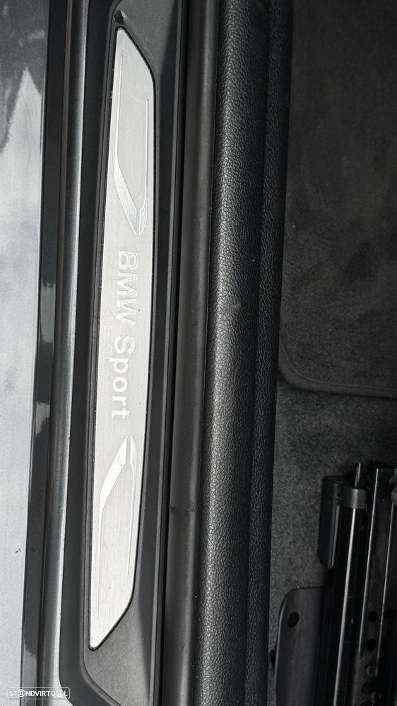 BMW 118 i Sport Line - 12