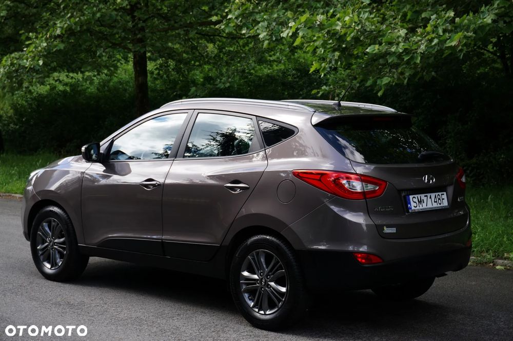 Hyundai ix35 1.6 2WD Fifa World Cup Edition - 12