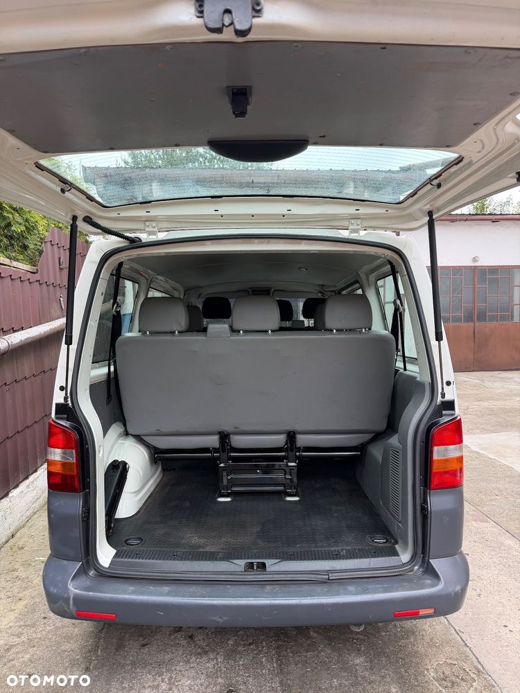 Volkswagen Transporter - 16