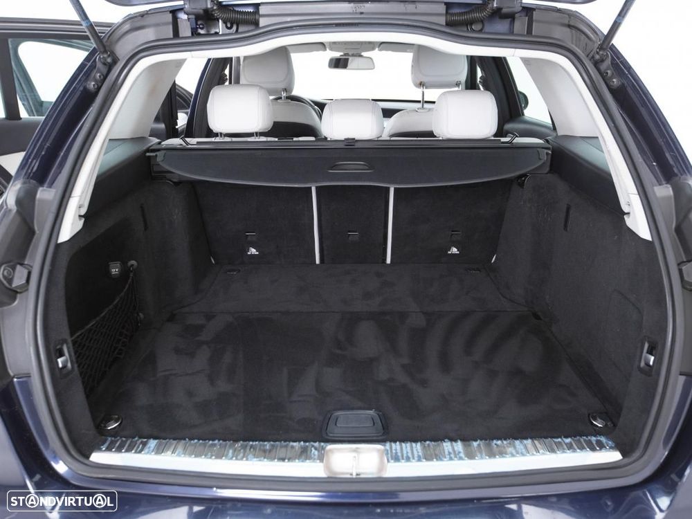 Mercedes-Benz C 220 - 12