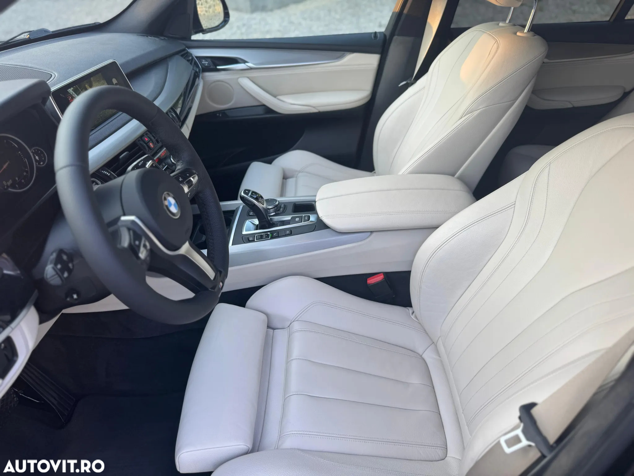 BMW X5 xDrive40d - 13