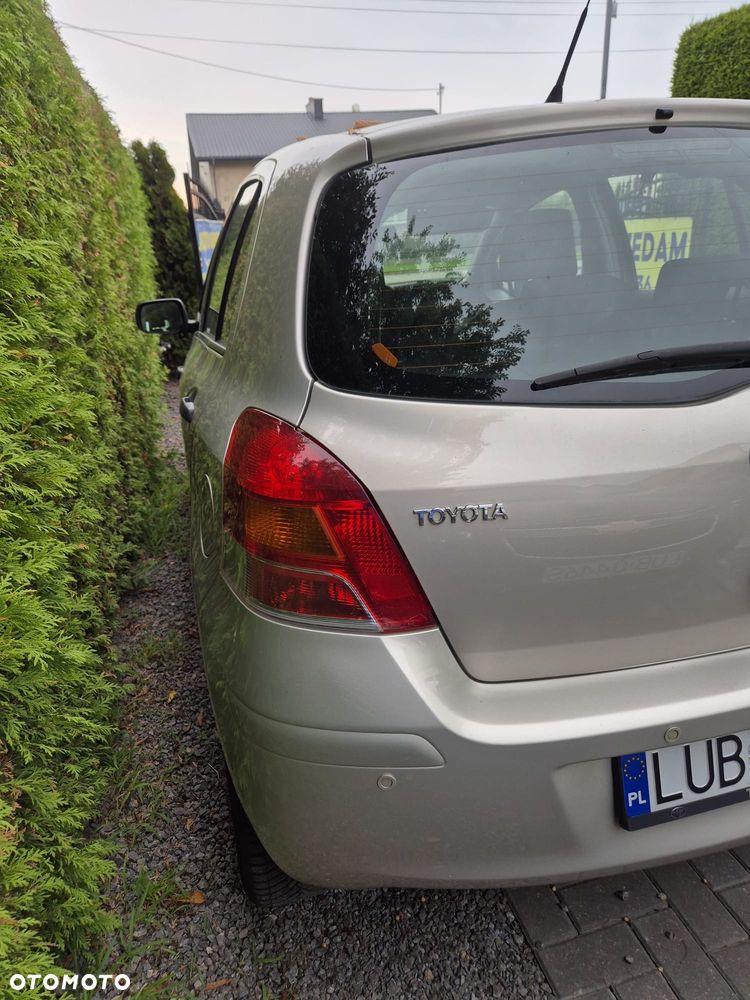 Toyota Yaris - 5