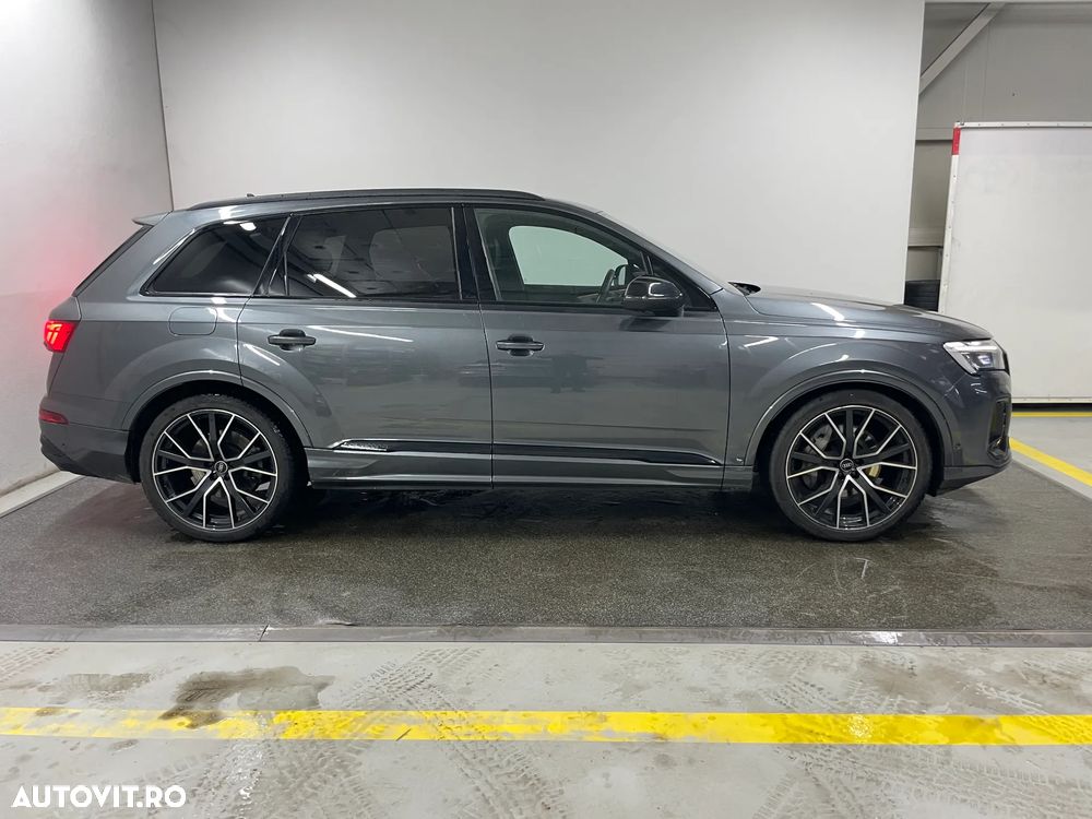 Audi Q7 3.0 55 TFSI quattro Tiptronic S Line - 5