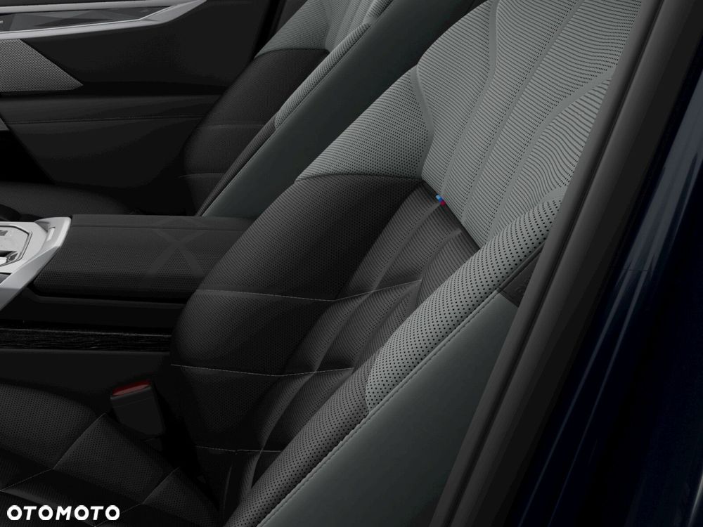 BMW Seria 7 - 8