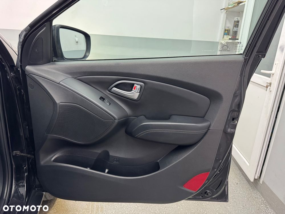 Hyundai ix35 1.7 CRDi 2WD blue Style - 30