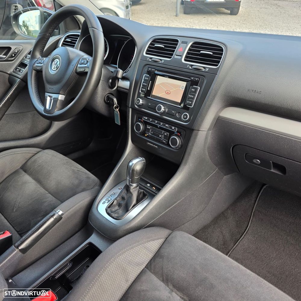 VW Golf 1.4 TSi Highline DSG - 26