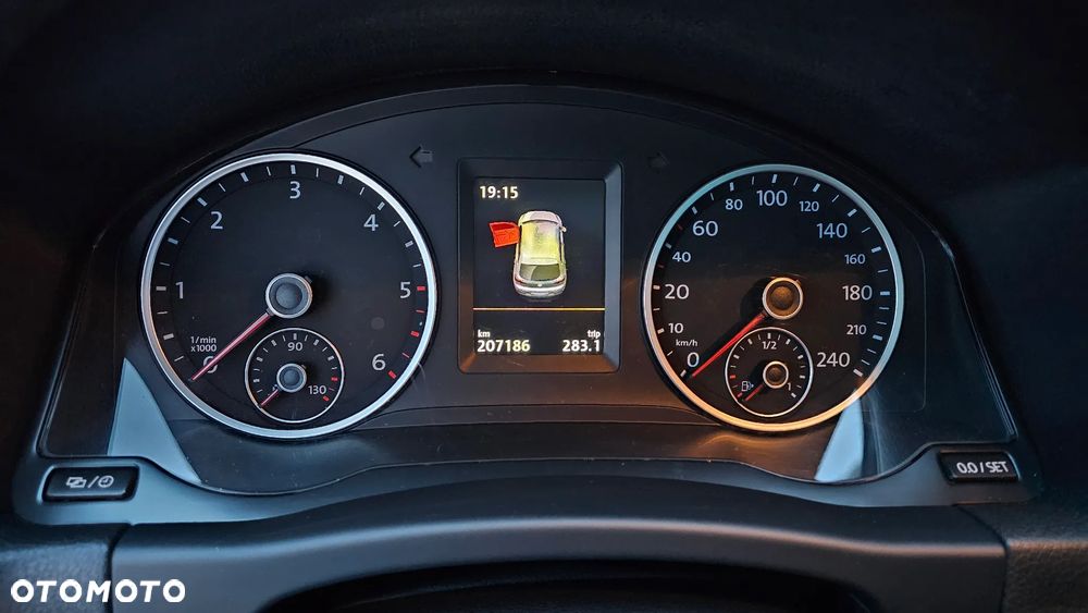 Volkswagen Tiguan 2.0 TDI 4Mot Perfectline R-Style DSG - 11