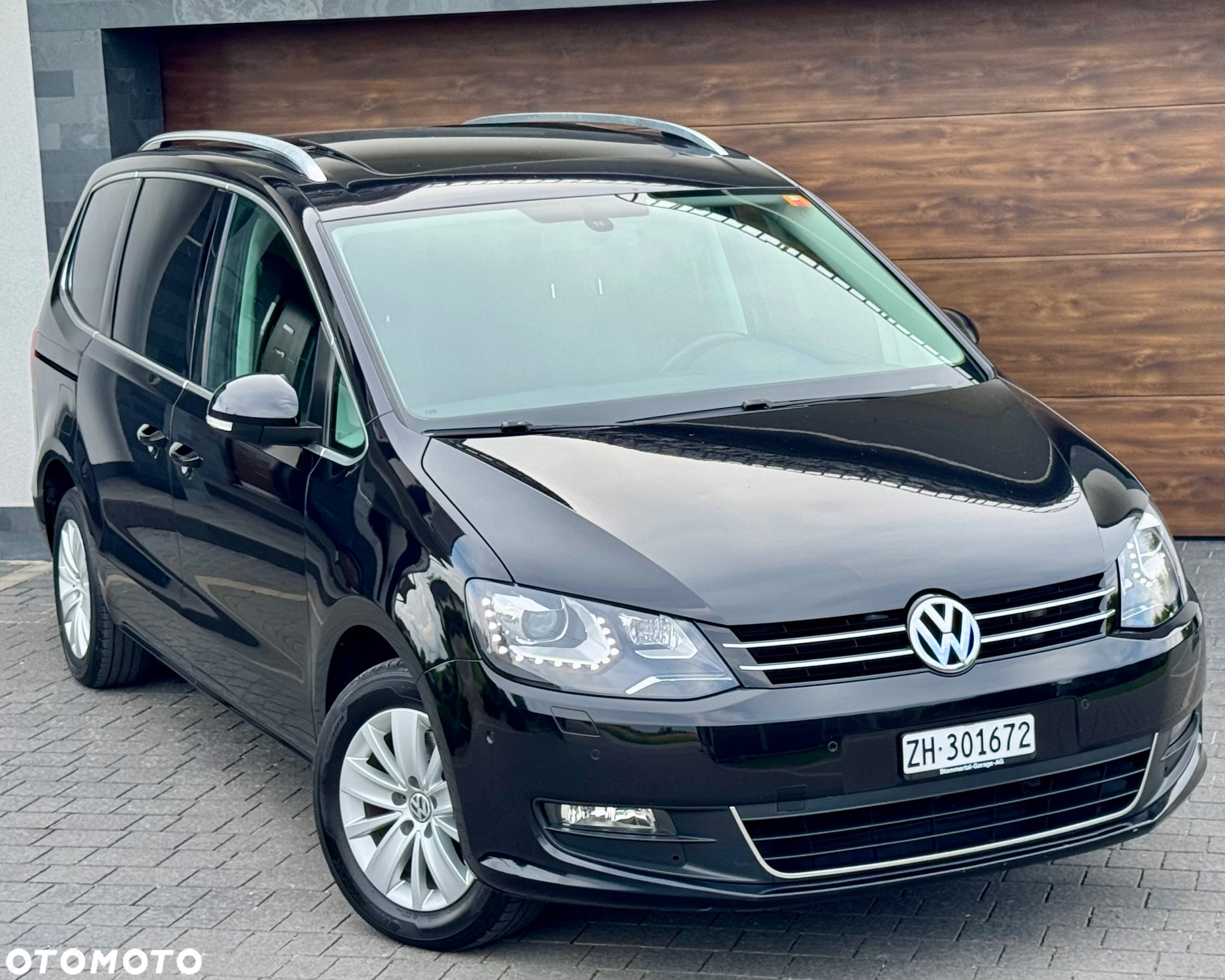 Volkswagen Sharan 2.0 TDI Comfortline - 4
