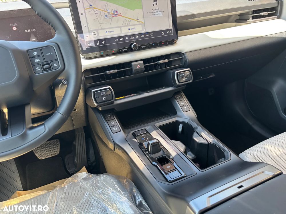Toyota RAV4 - 16
