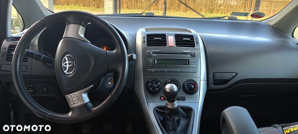 Toyota Auris 1.6 VVT-i Luna - 9