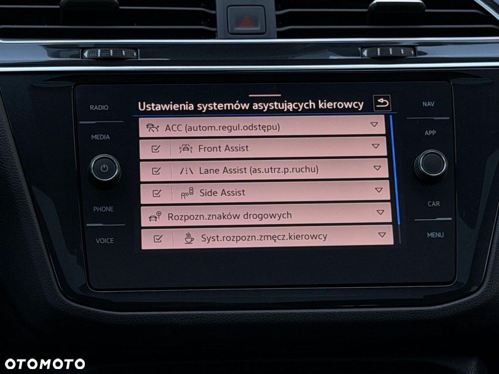 Volkswagen Tiguan 1.5 TSI EVO R-Line DSG - 31