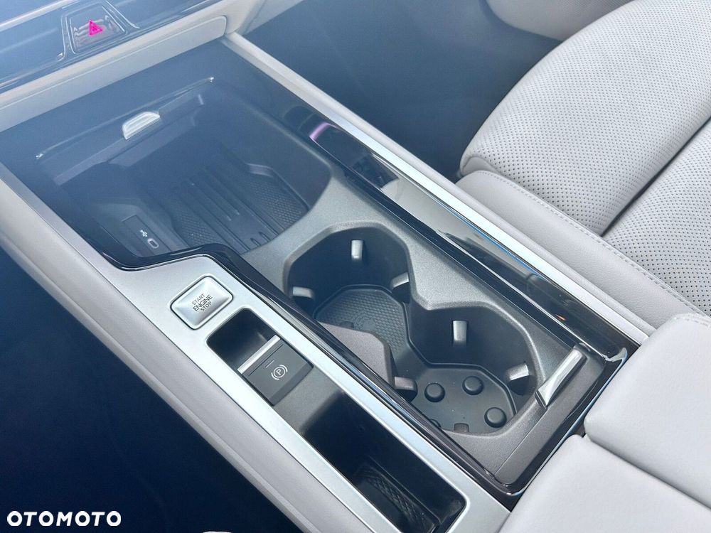 Volkswagen Passat - 29