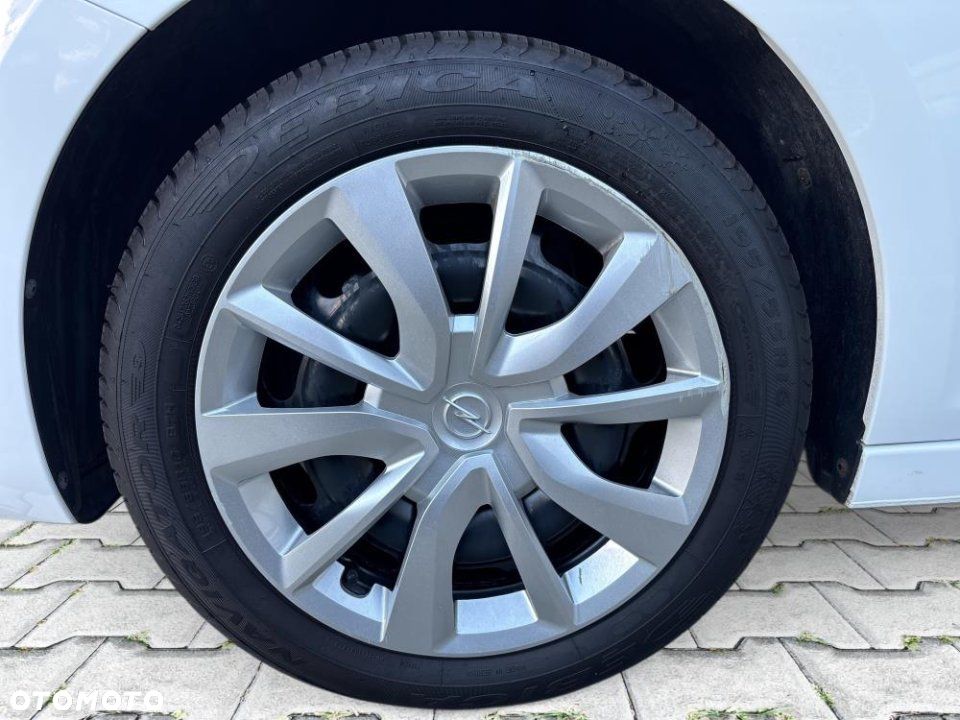 Opel Corsa - 11