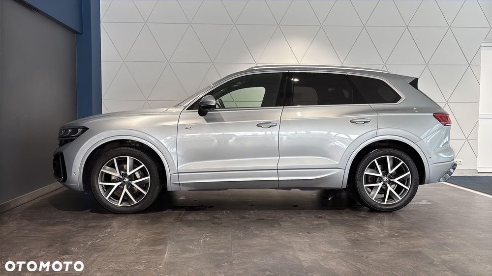Volkswagen Touareg 3.0 V6 TDI 4Motion R-Line - 3
