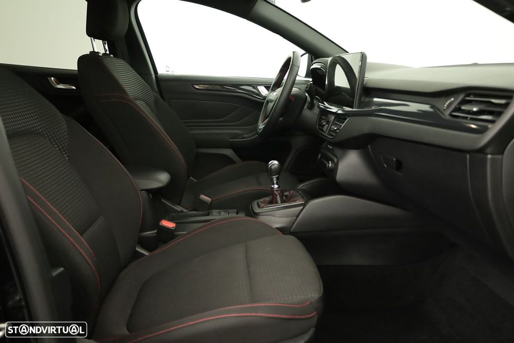 Ford Focus 1.0 EcoBoost MHEV ST-Line - 20