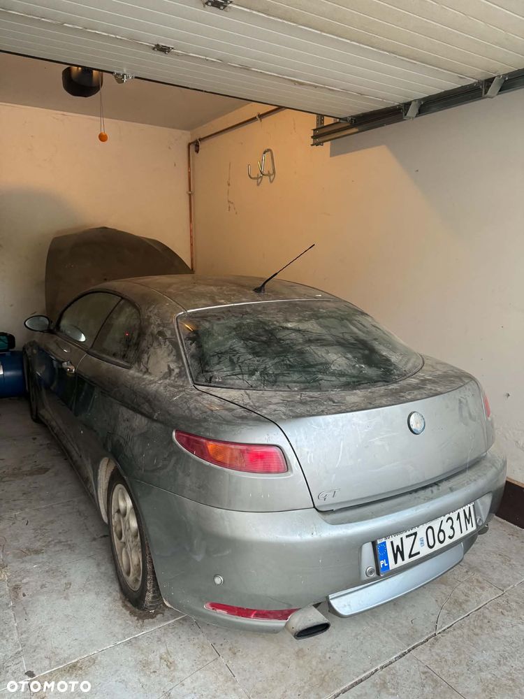 Alfa Romeo GT 1.9JTD 16V Impression - 13