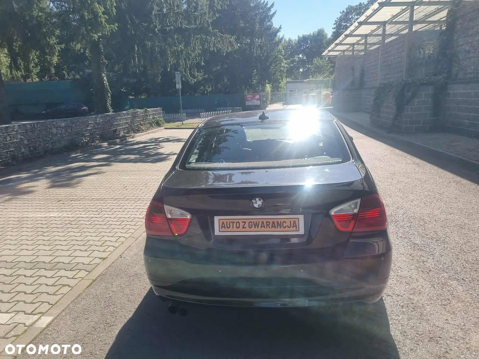 BMW Seria 3 325i - 7