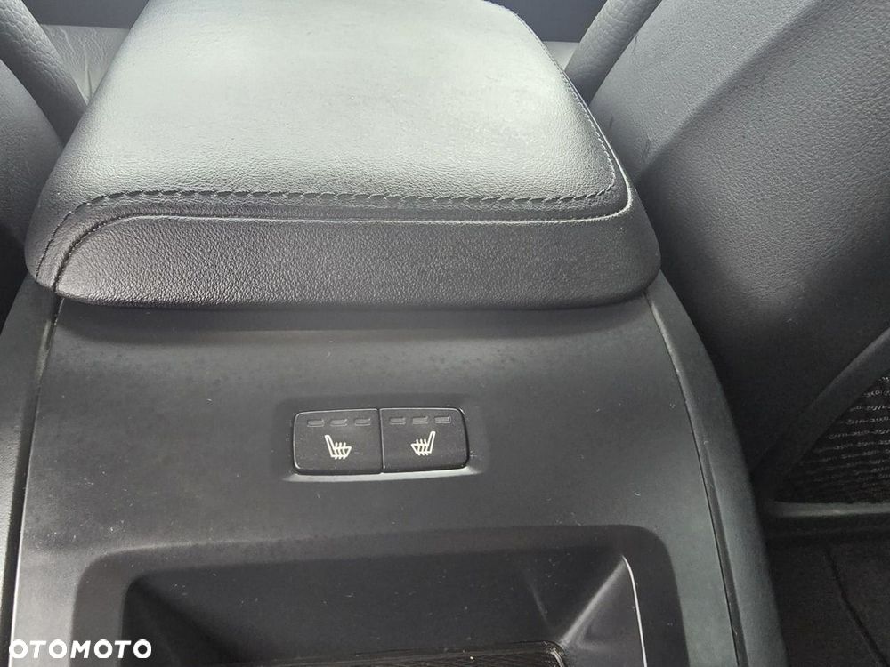 Volvo XC 60 - 22