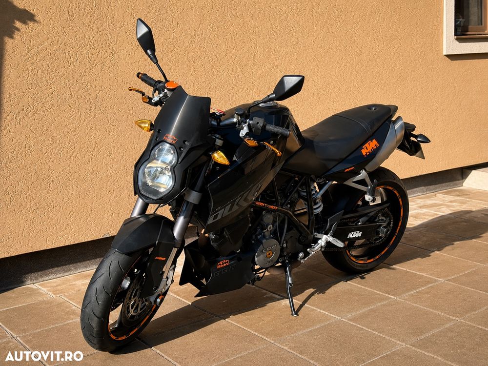 KTM 990 Super Duke - 4