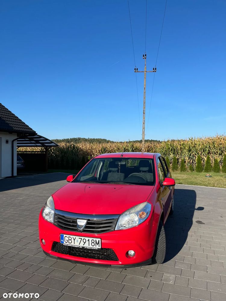 Dacia Sandero - 1